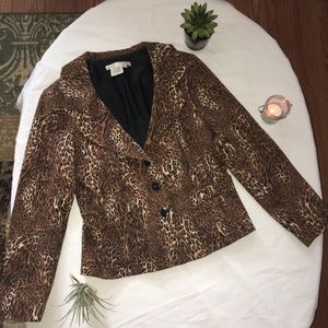 Maggy London animal print blazer size 4